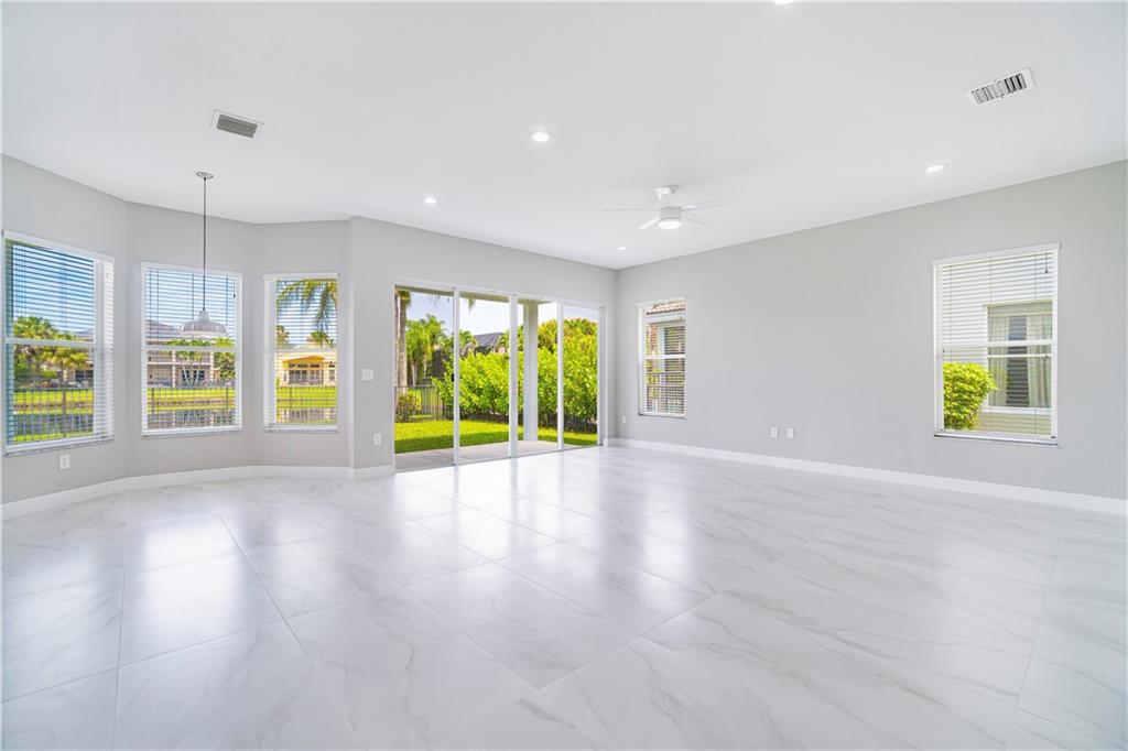 Capella 02 - Residential