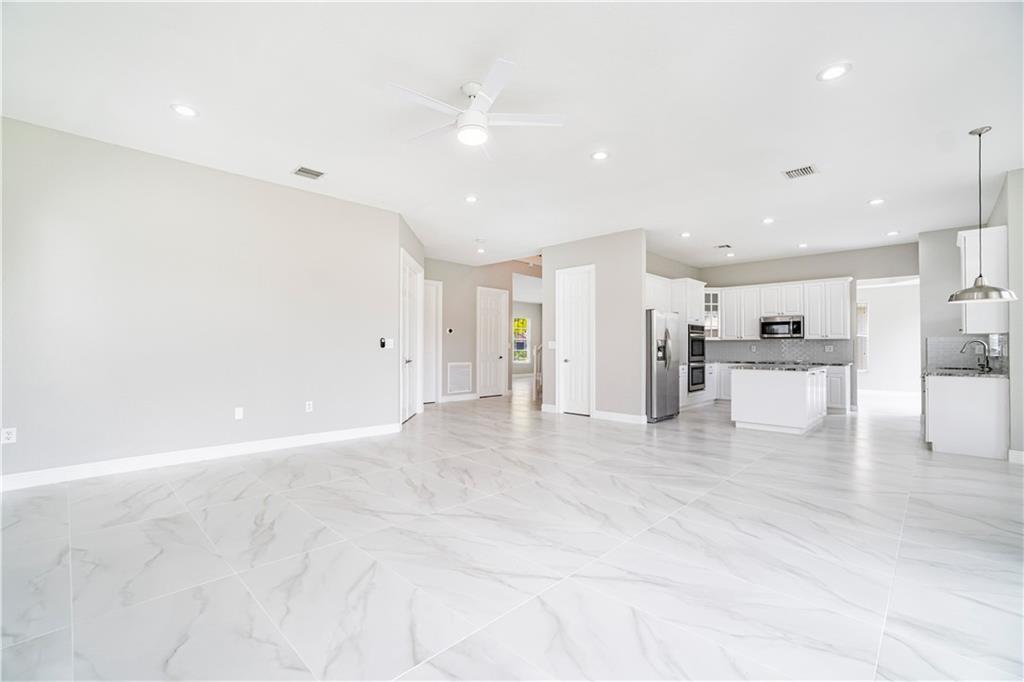 Capella 02 - Residential