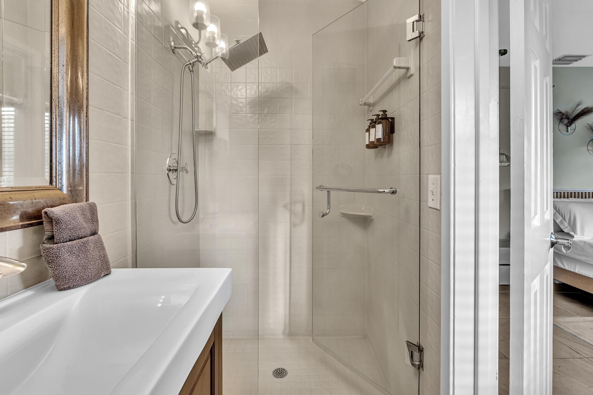 CORAL WOODS - Residential