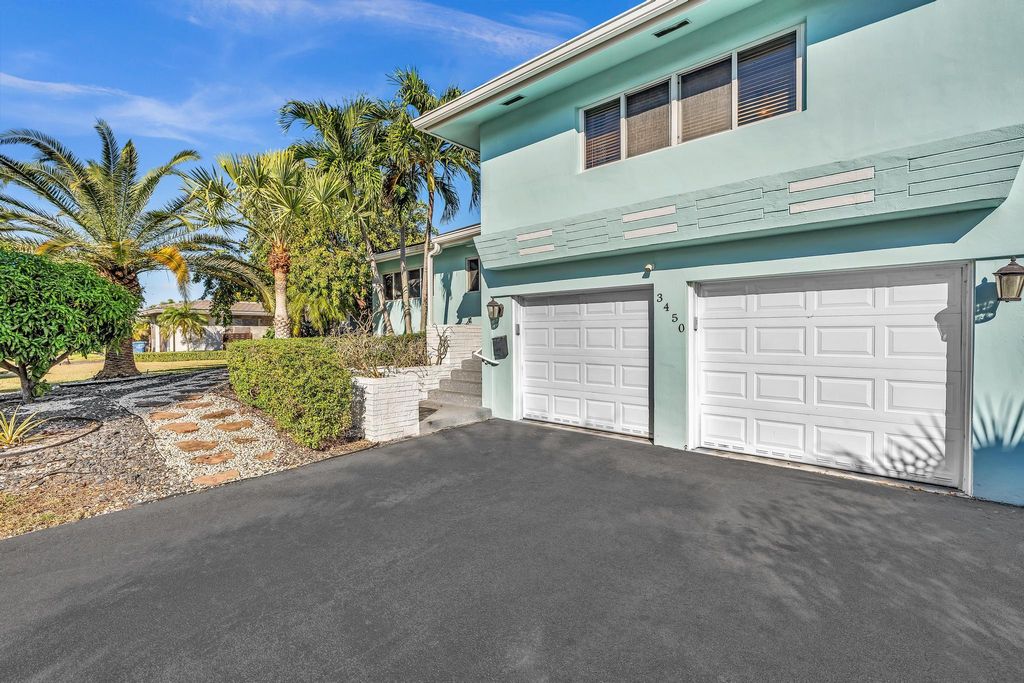 Photo of 3450 NE 19th Avenue, Oakland Park, FL 33306 (MLS # R11166781)