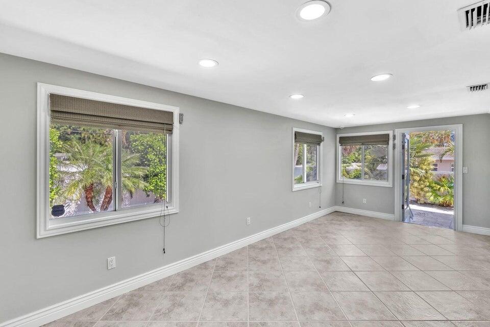 CORAL WOODS - Residential