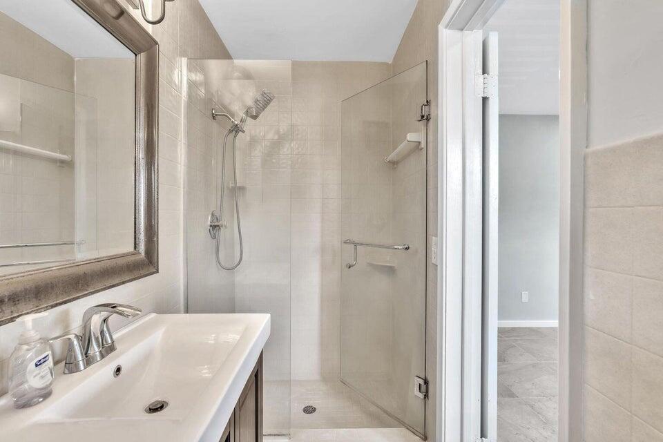 CORAL WOODS - Residential