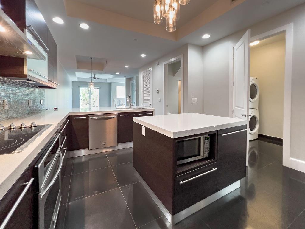 CASTELANE LOFTS II - Residential