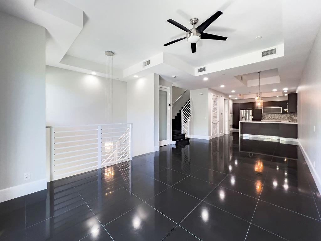 CASTELANE LOFTS II - Residential