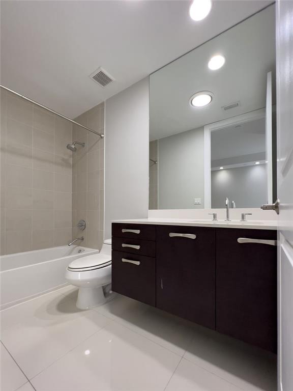 CASTELANE LOFTS II - Residential
