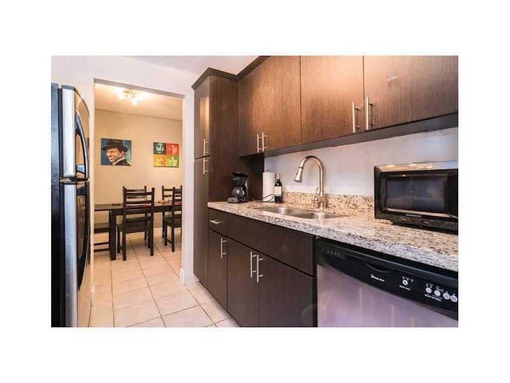 Photo of 1958 Monroe St #308, Hollywood, FL 33020 (MLS # F10409705)