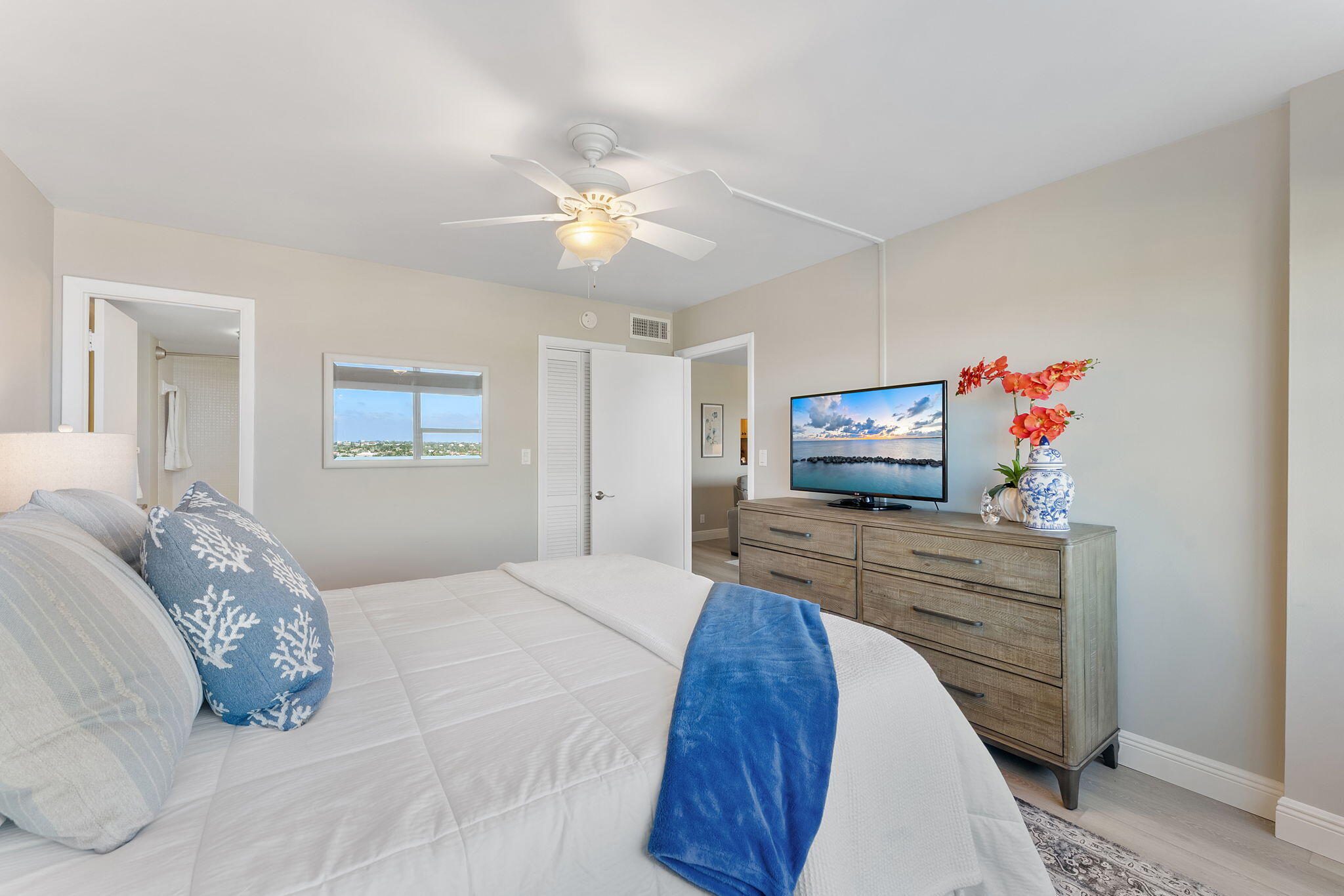 WATERS EDGE CONDO - Residential