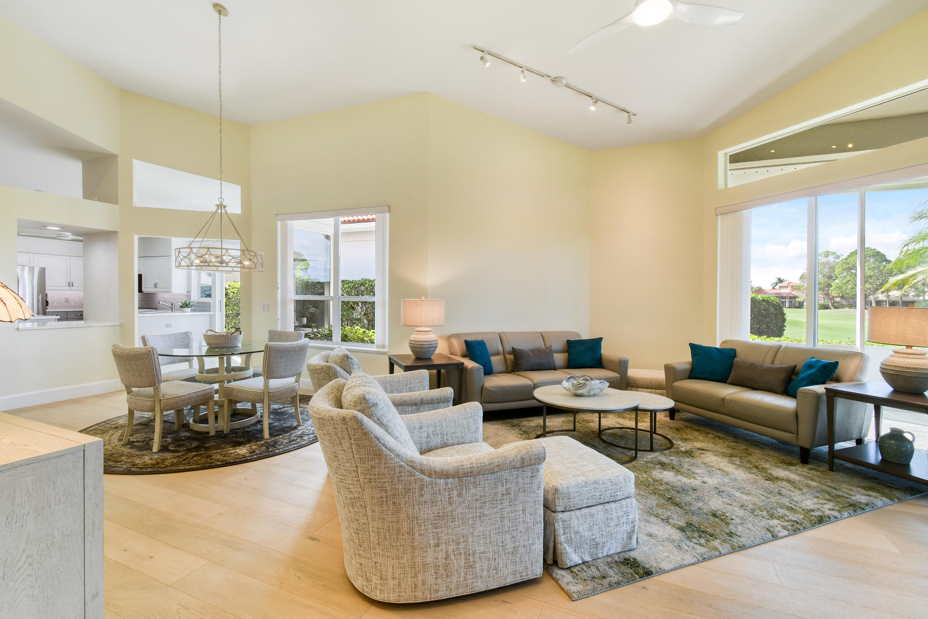 Harbour Ridge Yacht & Country Club - Fig Tree Vill - Residential