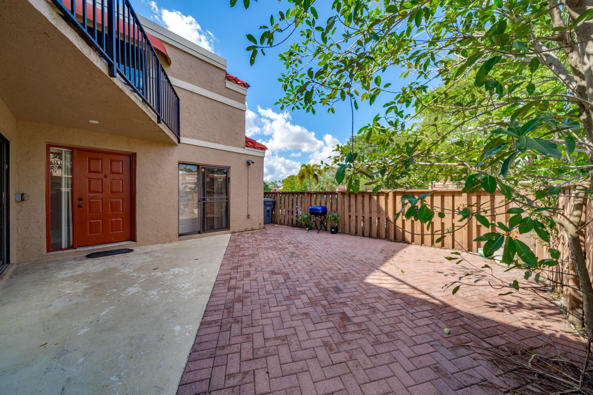 BOCA RIO NORTH - Residential