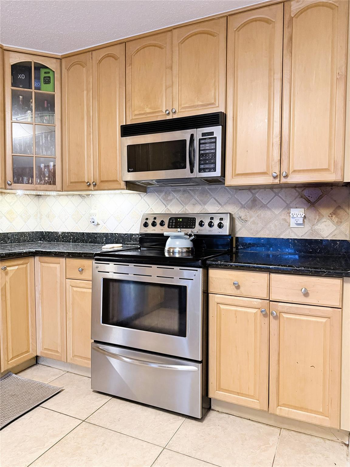 PLUM - Residential Lease