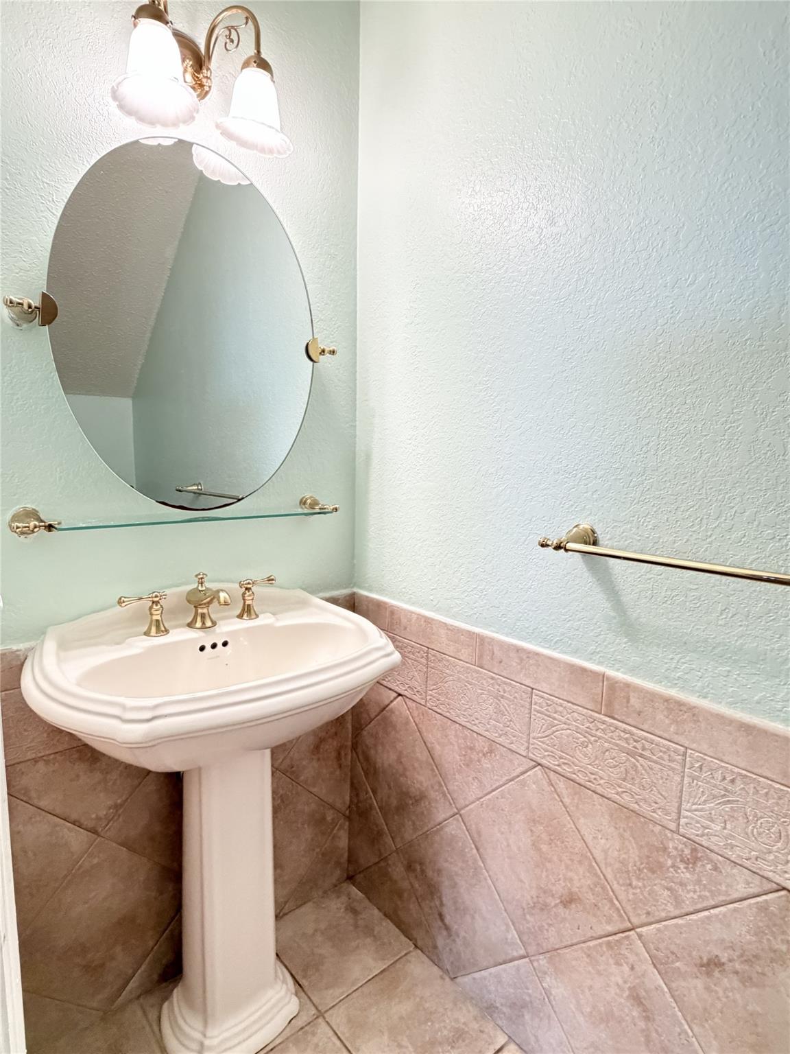 PLUM - Residential Lease