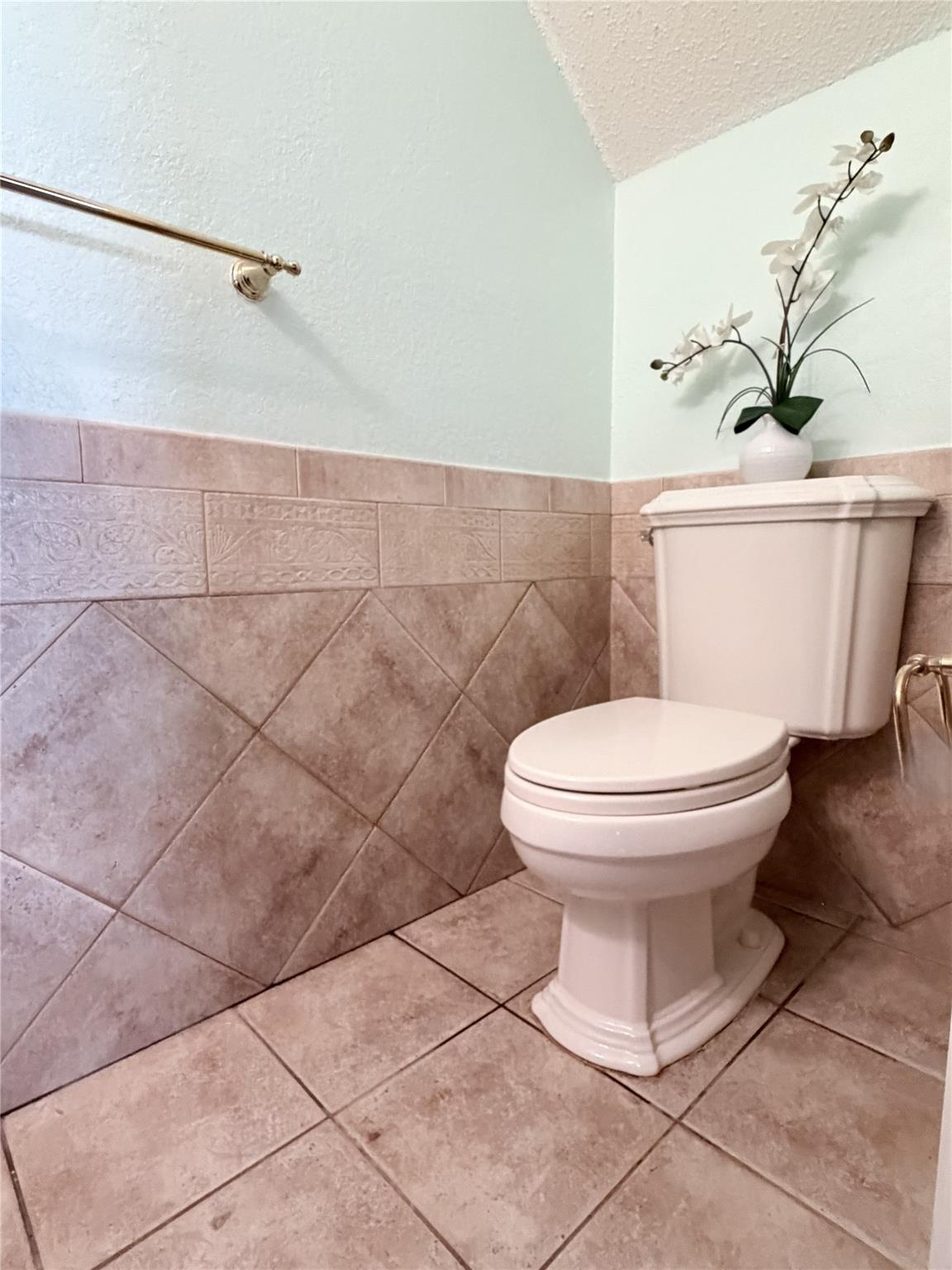 PLUM - Residential Lease