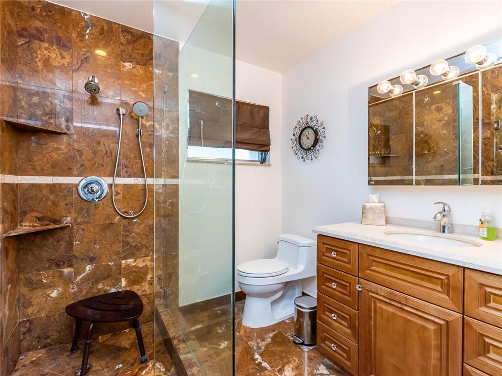 Coral Villas 47-45 B - Residential