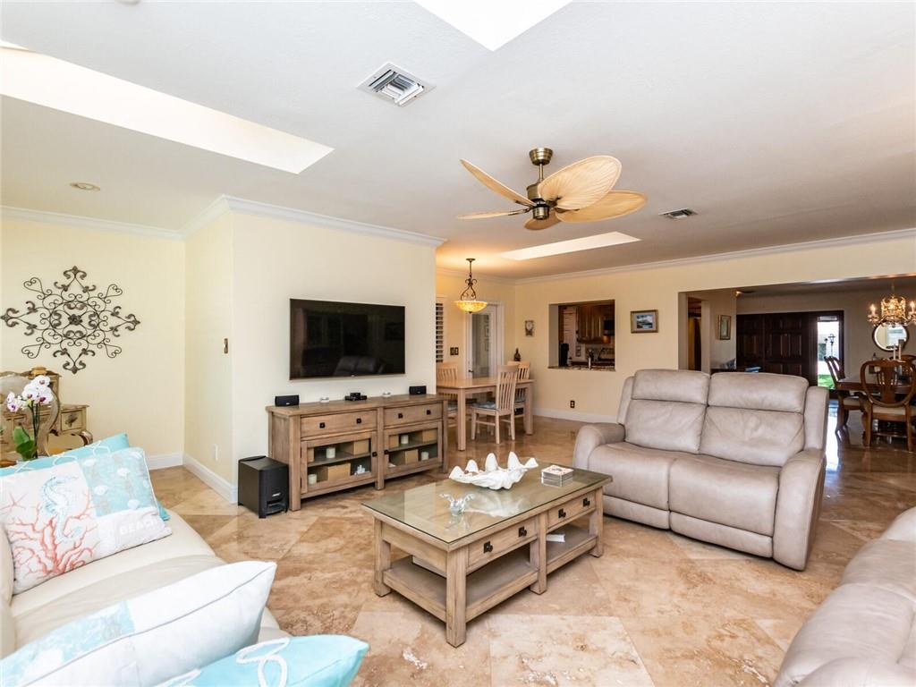 Coral Villas 47-45 B - Residential