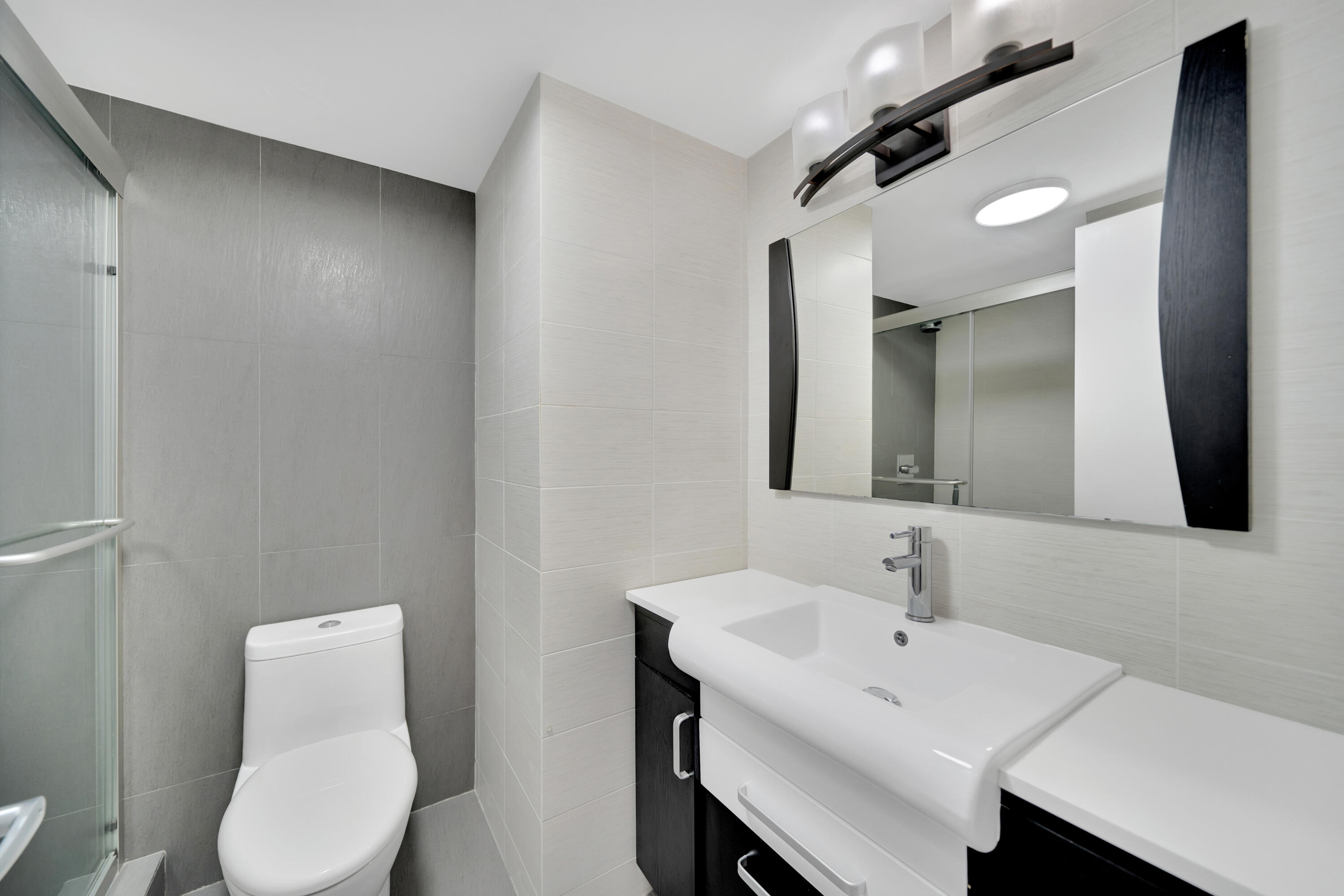 Dadeland Place - Residential