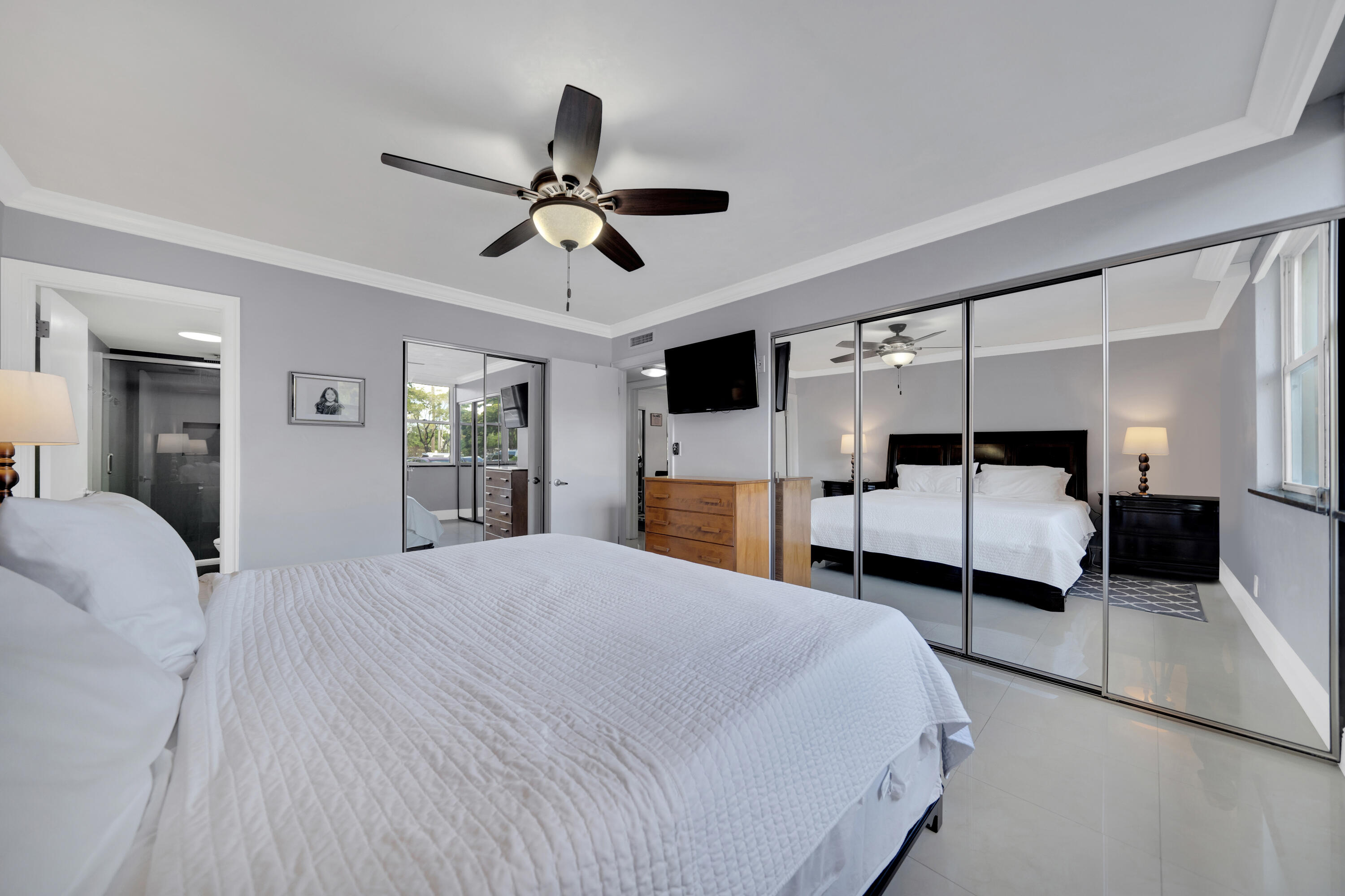 Dadeland Place - Residential