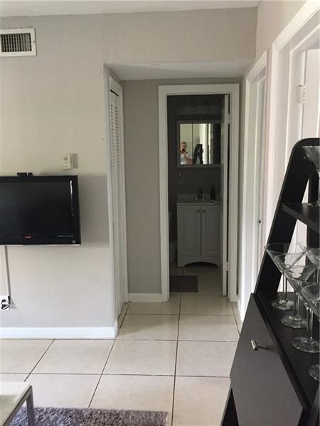 WILTON COMMONS CONDO - Residential