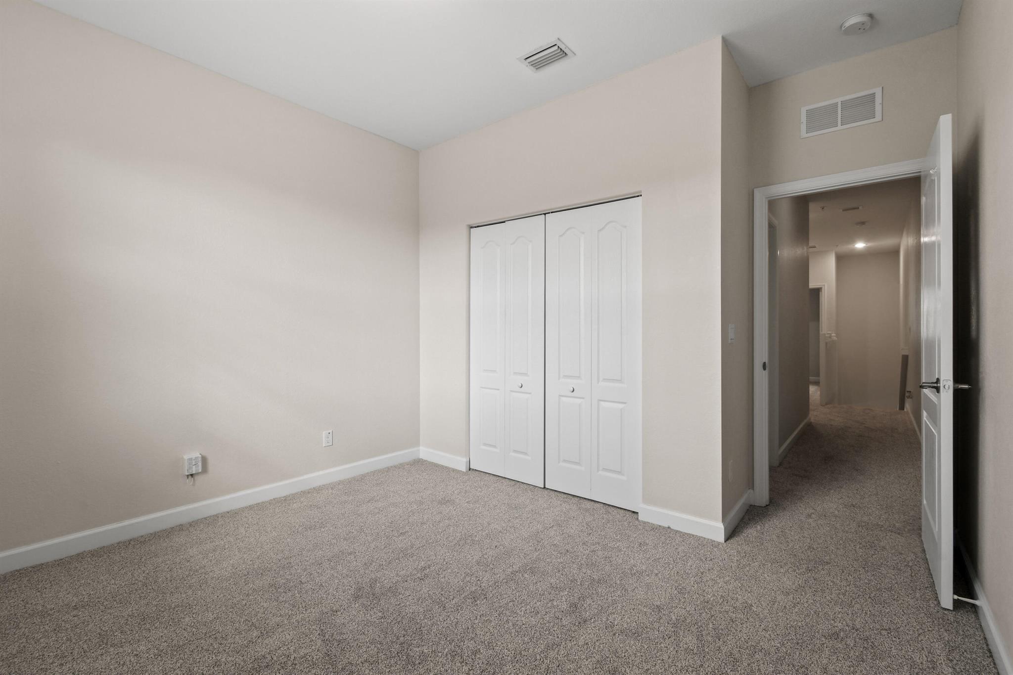 RIVER MARINA - Residential