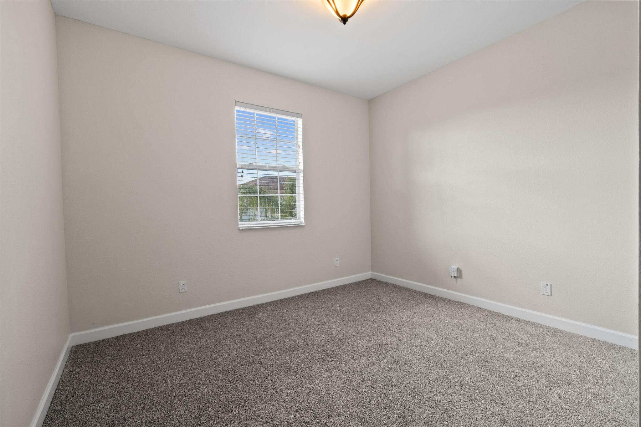 RIVER MARINA - Residential