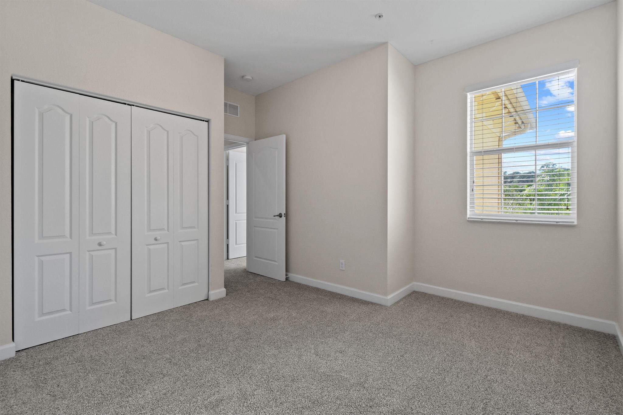 RIVER MARINA - Residential