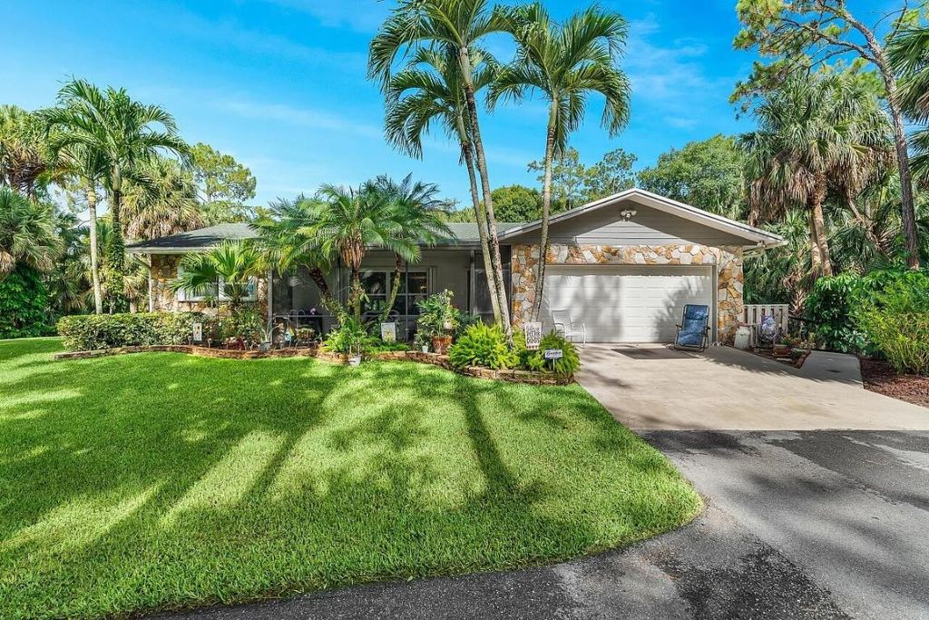 Photo of 16783 96th Terrace N, Jupiter, FL 33478 (MLS # R11142715)