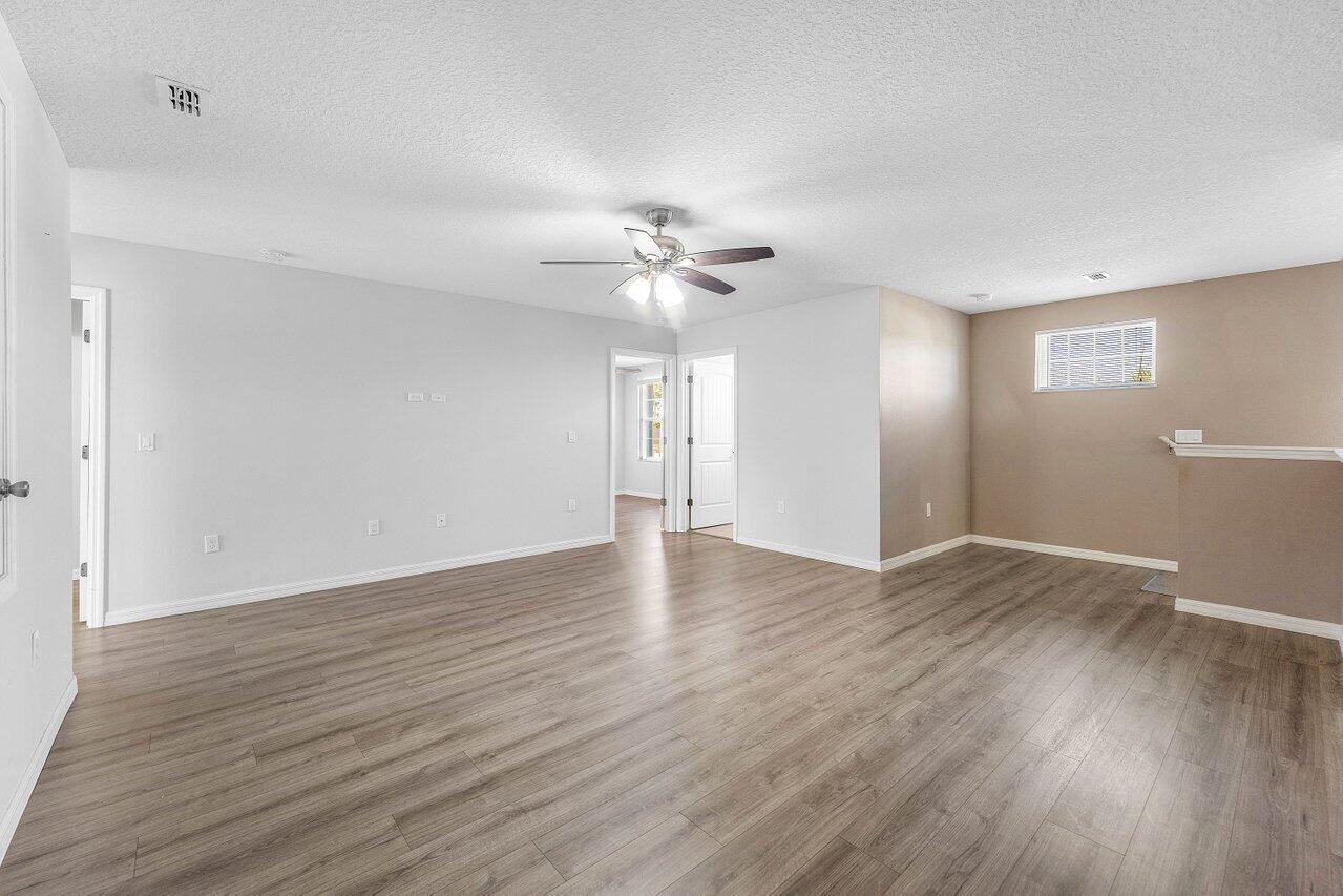 PORT ST LUCIE SECTION 19 - Residential