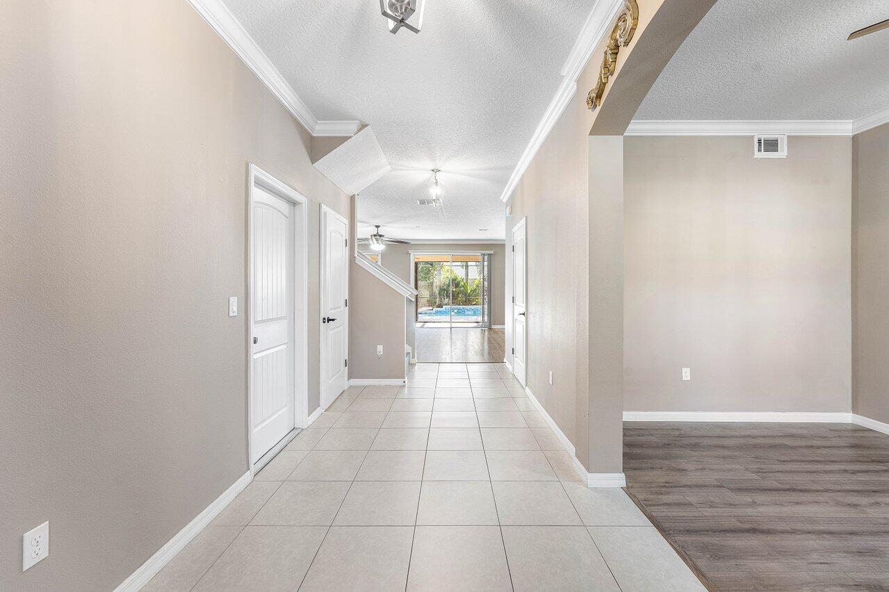 PORT ST LUCIE SECTION 19 - Residential