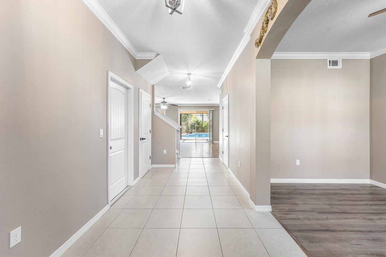 PORT ST LUCIE SECTION 19 - Residential