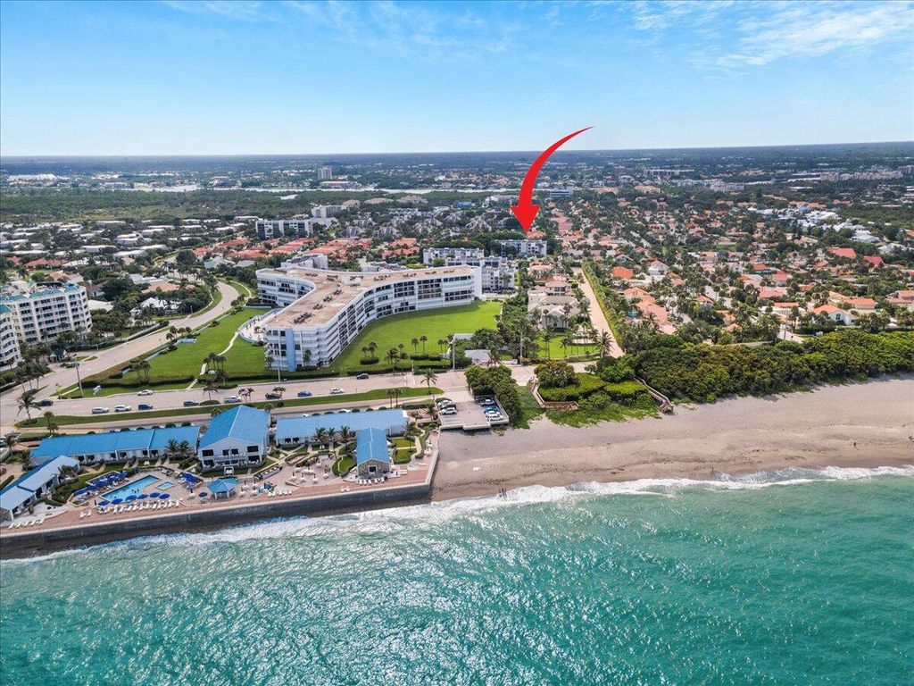 Photo of 1605 S Us Highway 1 #E201, Jupiter, FL 33477 (MLS # R11016361)