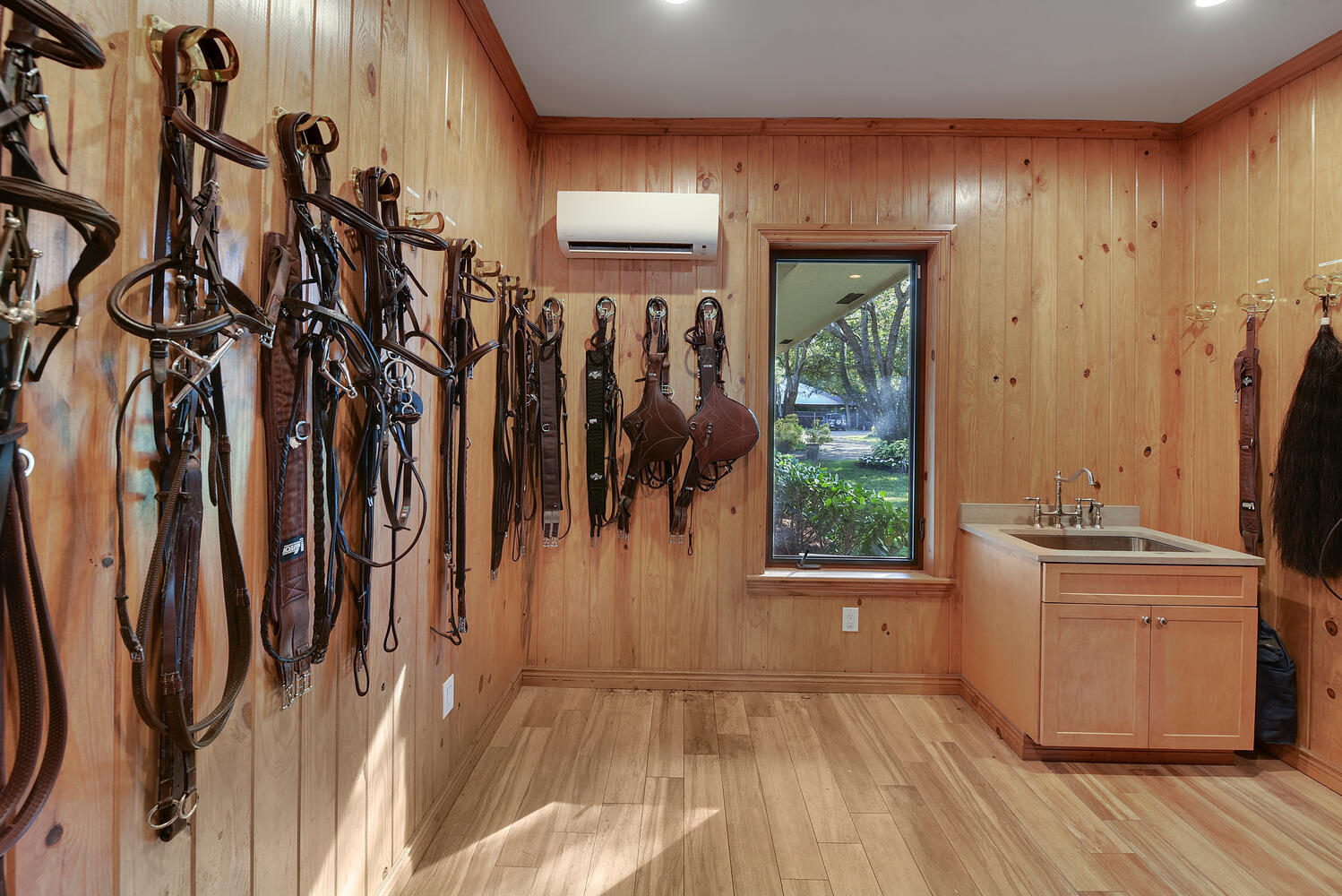 GRAND PRIX FARMS - Residential