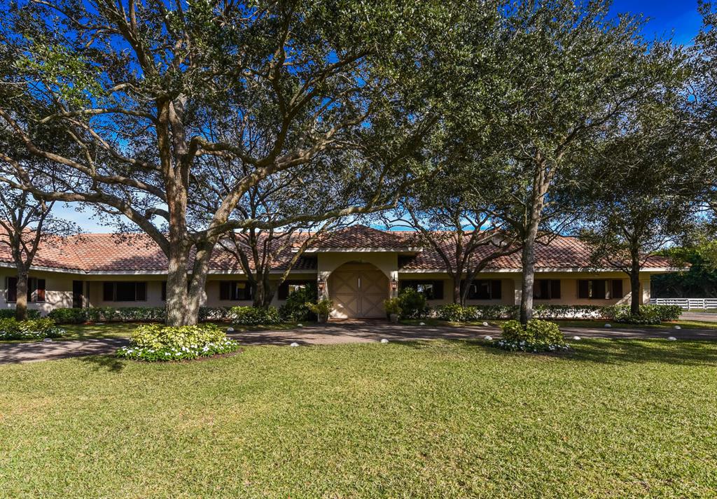 GRAND PRIX FARMS - Residential