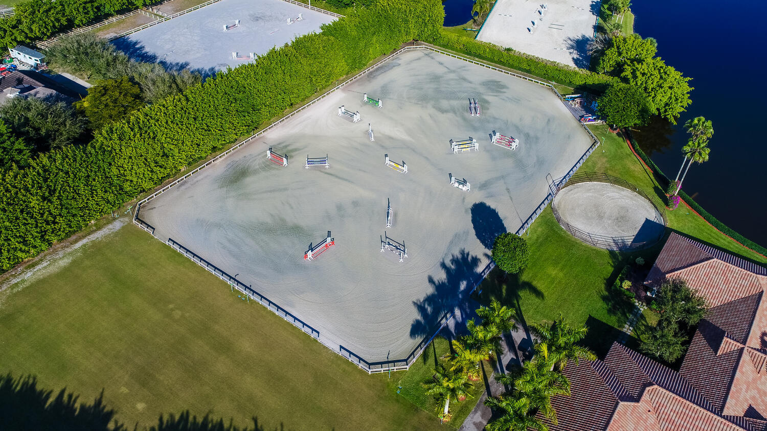 GRAND PRIX FARMS - Residential