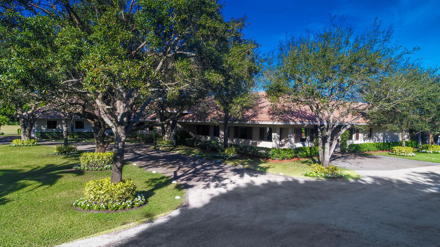 GRAND PRIX FARMS - Residential