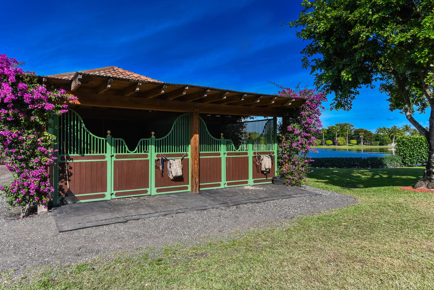 GRAND PRIX FARMS - Residential