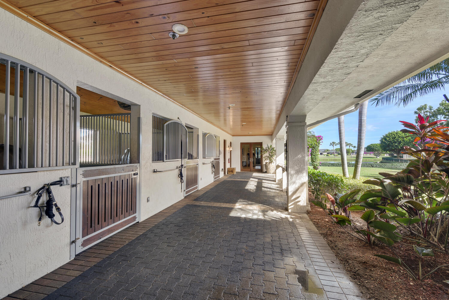 GRAND PRIX FARMS - Residential