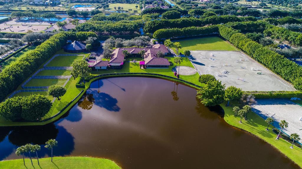 GRAND PRIX FARMS - Residential