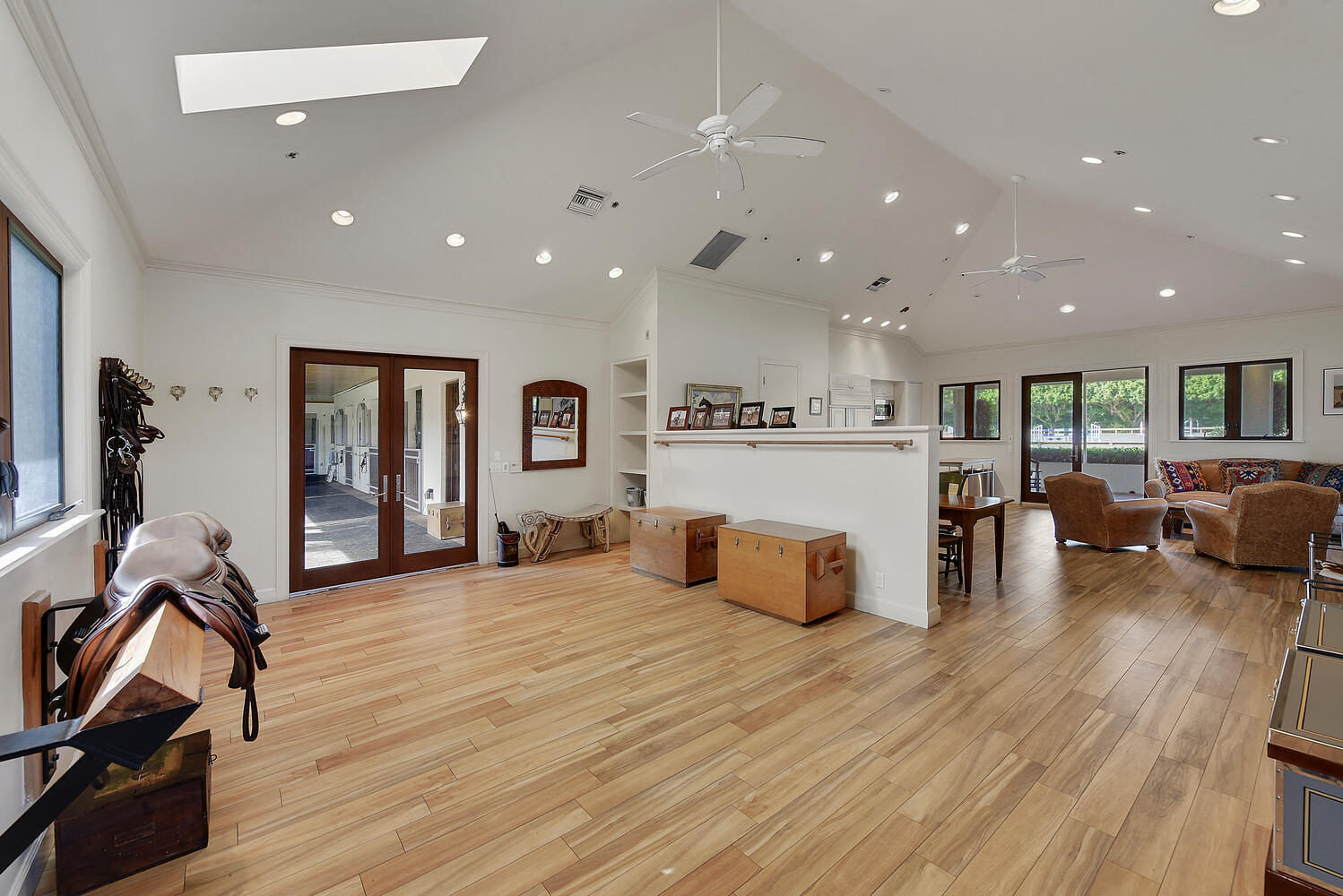 GRAND PRIX FARMS - Residential