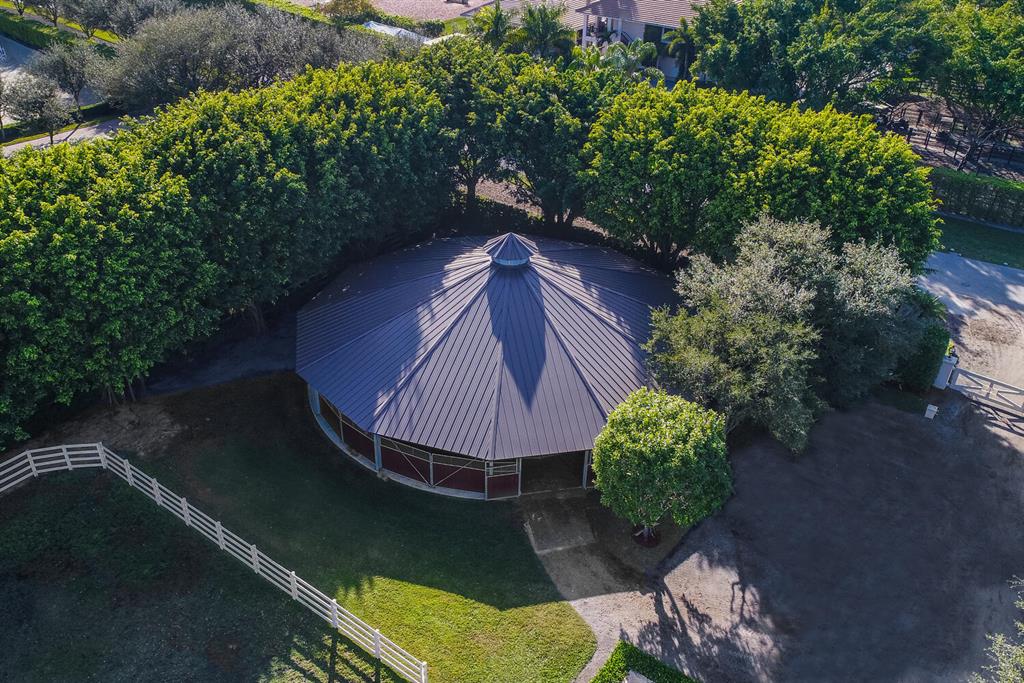 GRAND PRIX FARMS - Residential