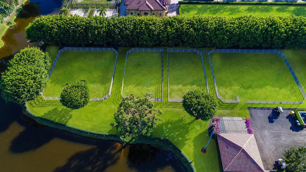 GRAND PRIX FARMS - Residential