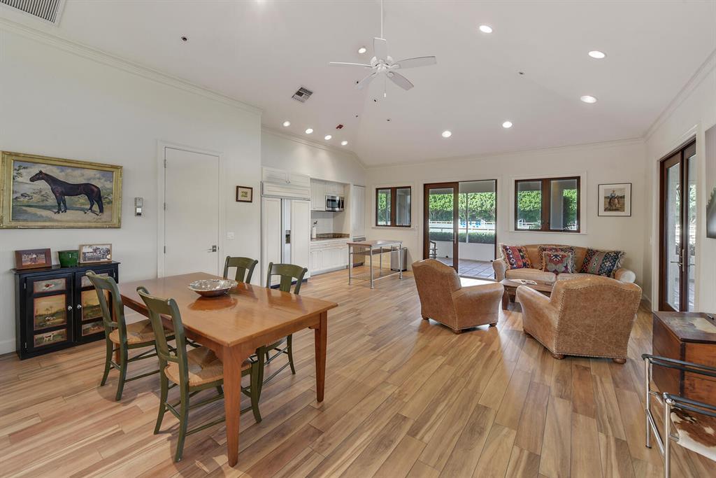 GRAND PRIX FARMS - Residential