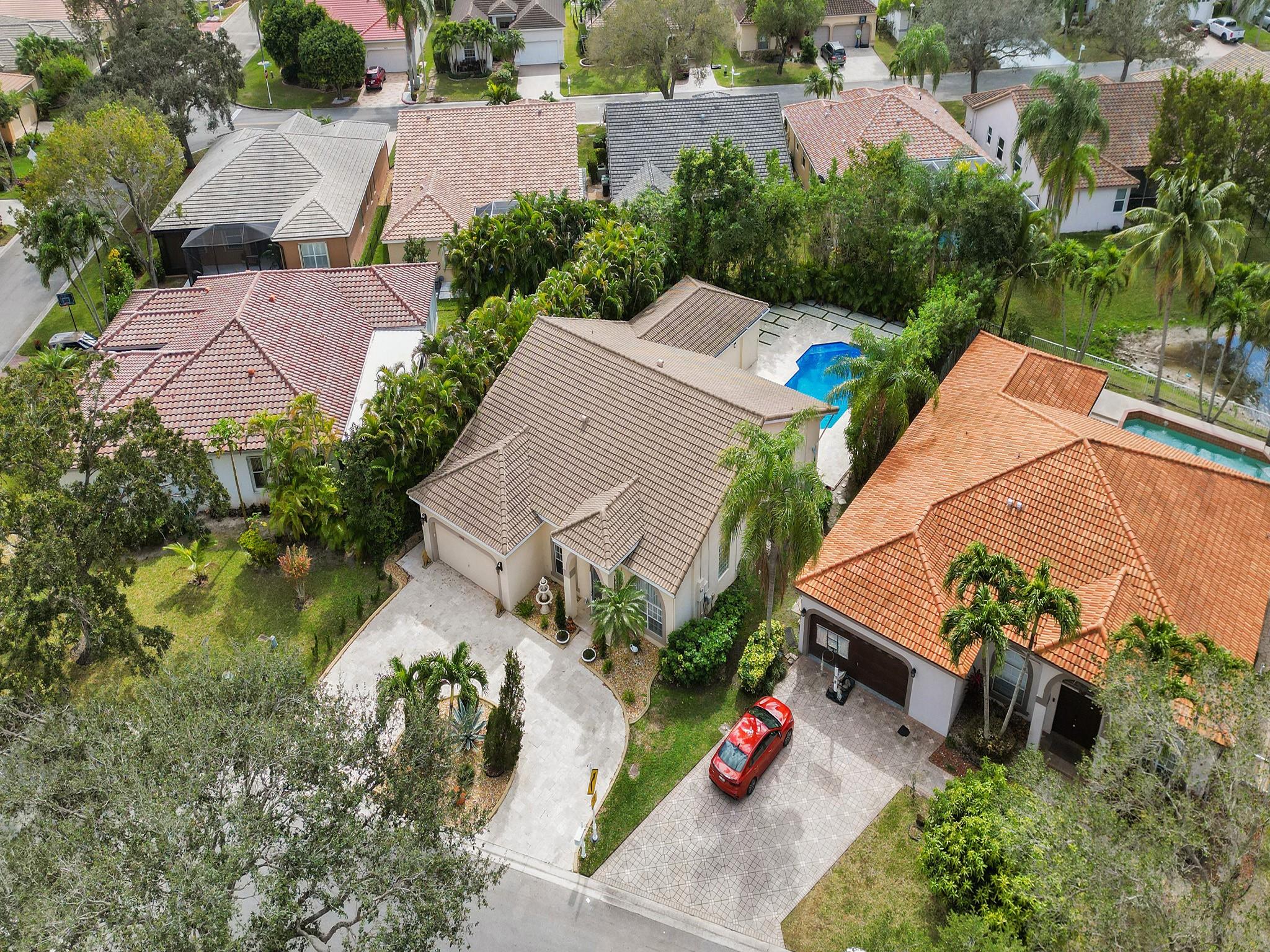 Parkwood Ix 153-28 B - Residential