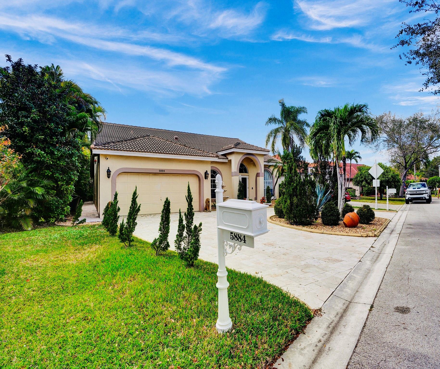 Parkwood Ix 153-28 B - Residential