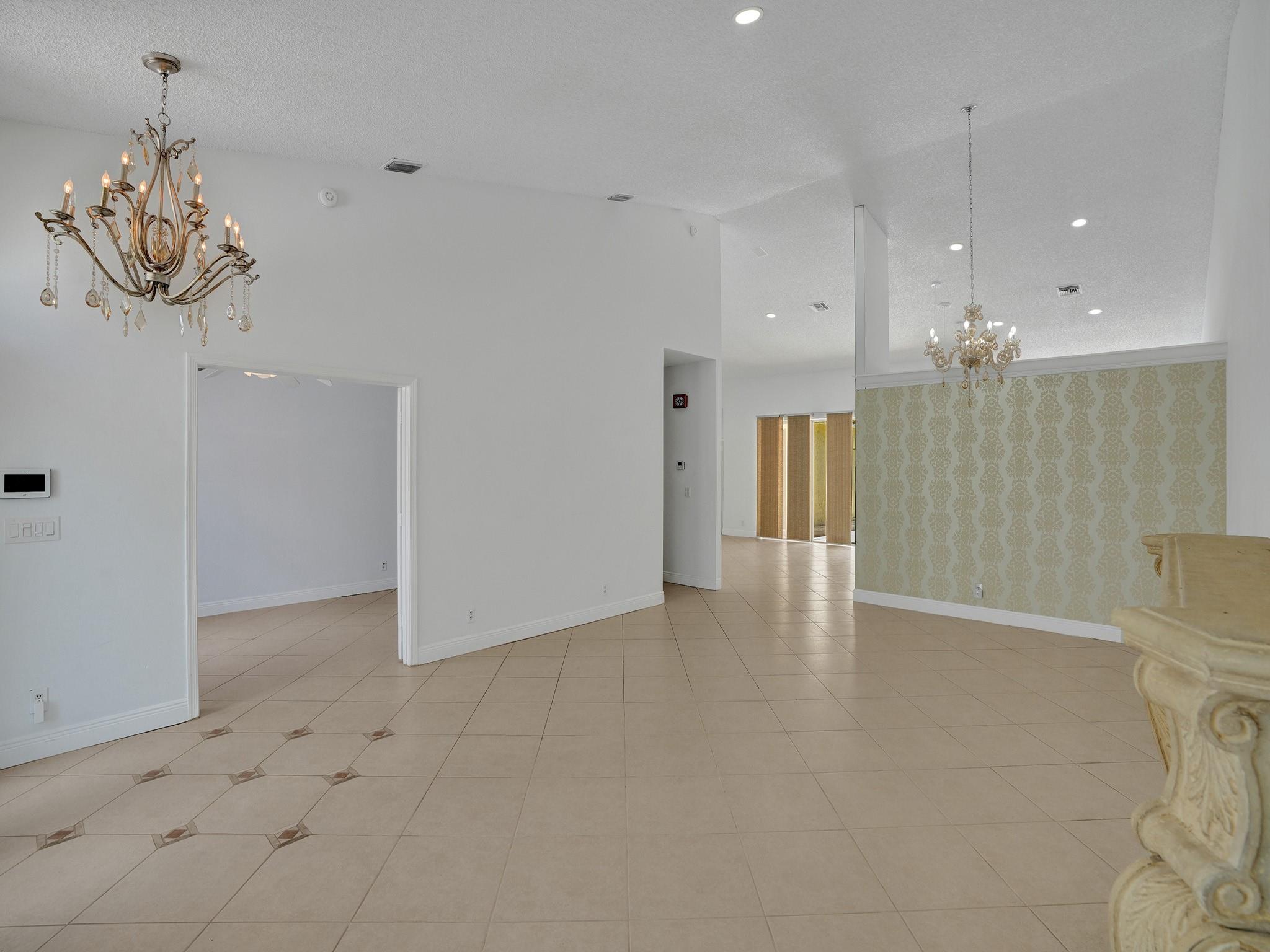 Parkwood Ix 153-28 B - Residential