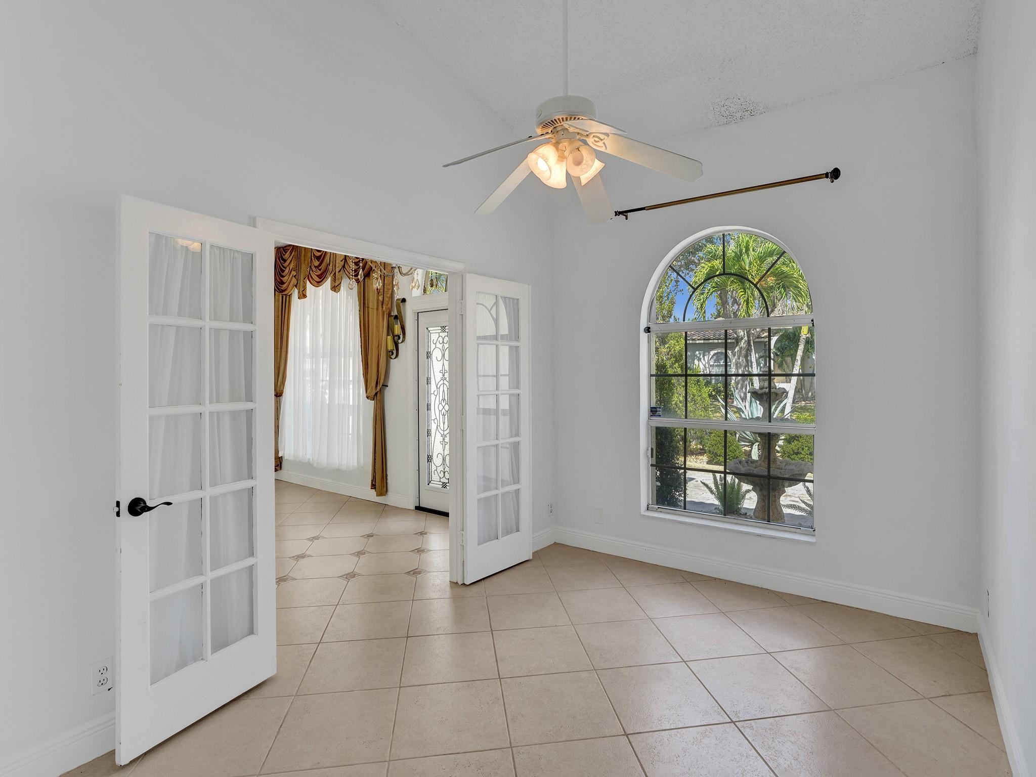 Parkwood Ix 153-28 B - Residential