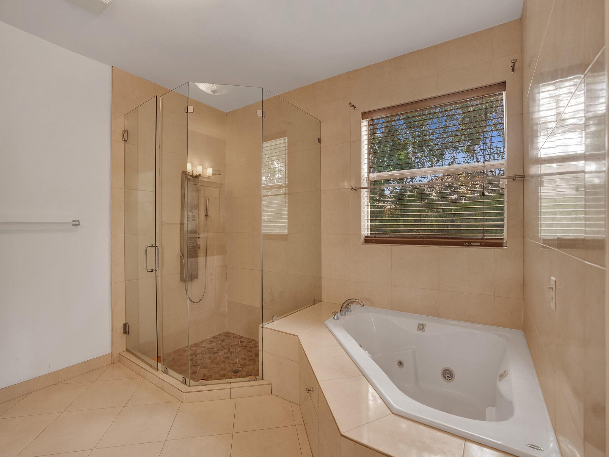 Parkwood Ix 153-28 B - Residential