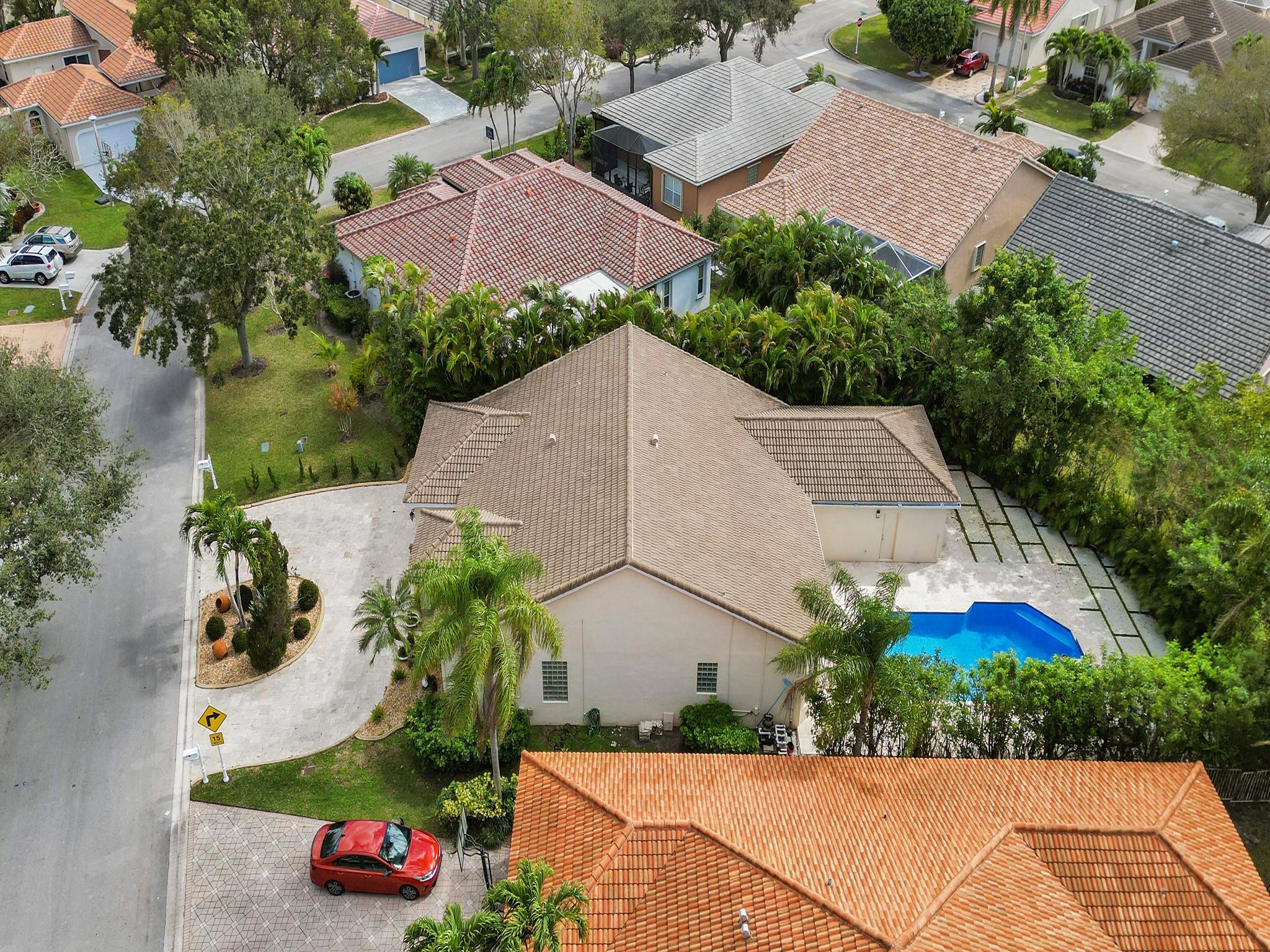 Parkwood Ix 153-28 B - Residential