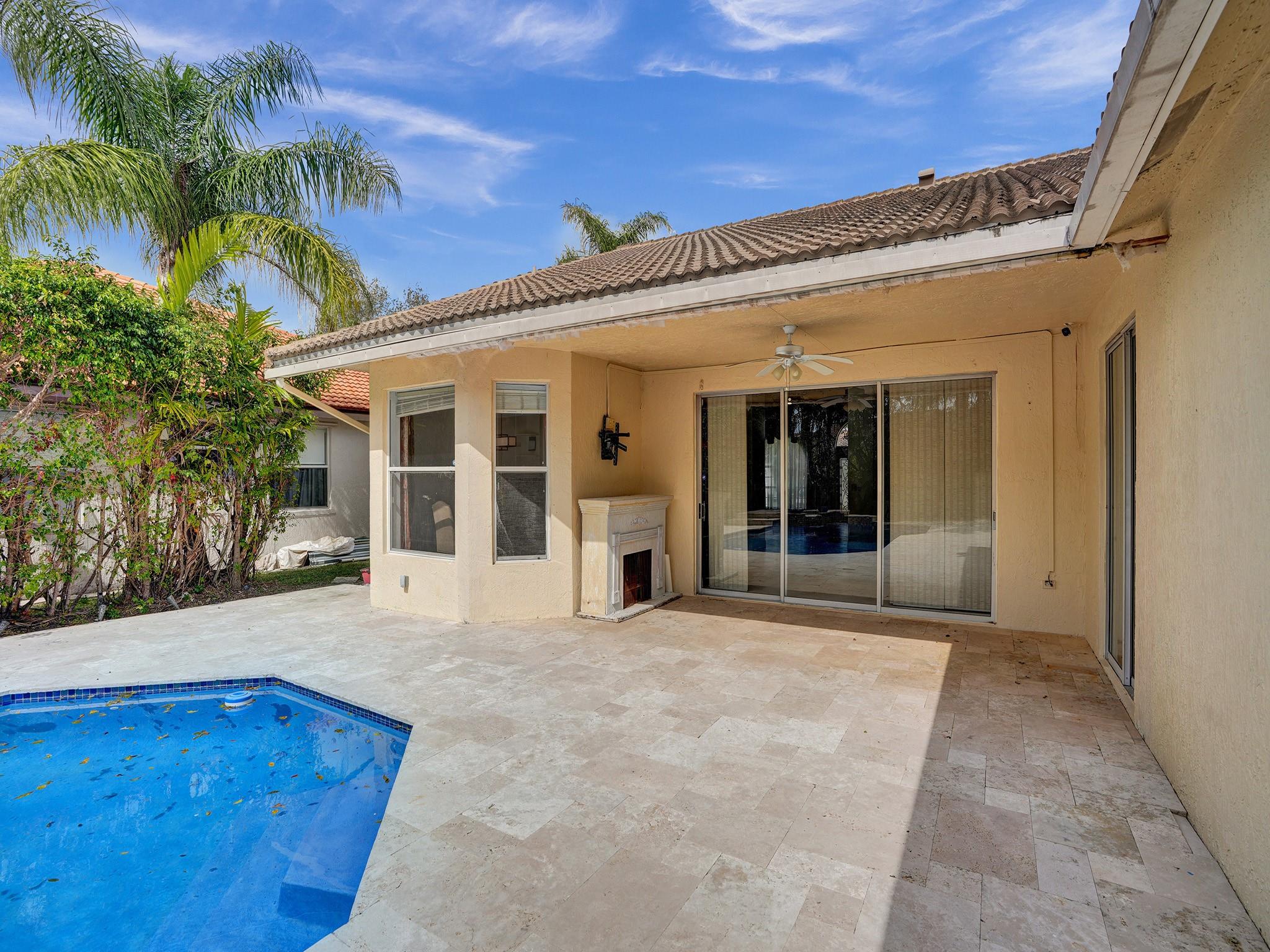 Parkwood Ix 153-28 B - Residential