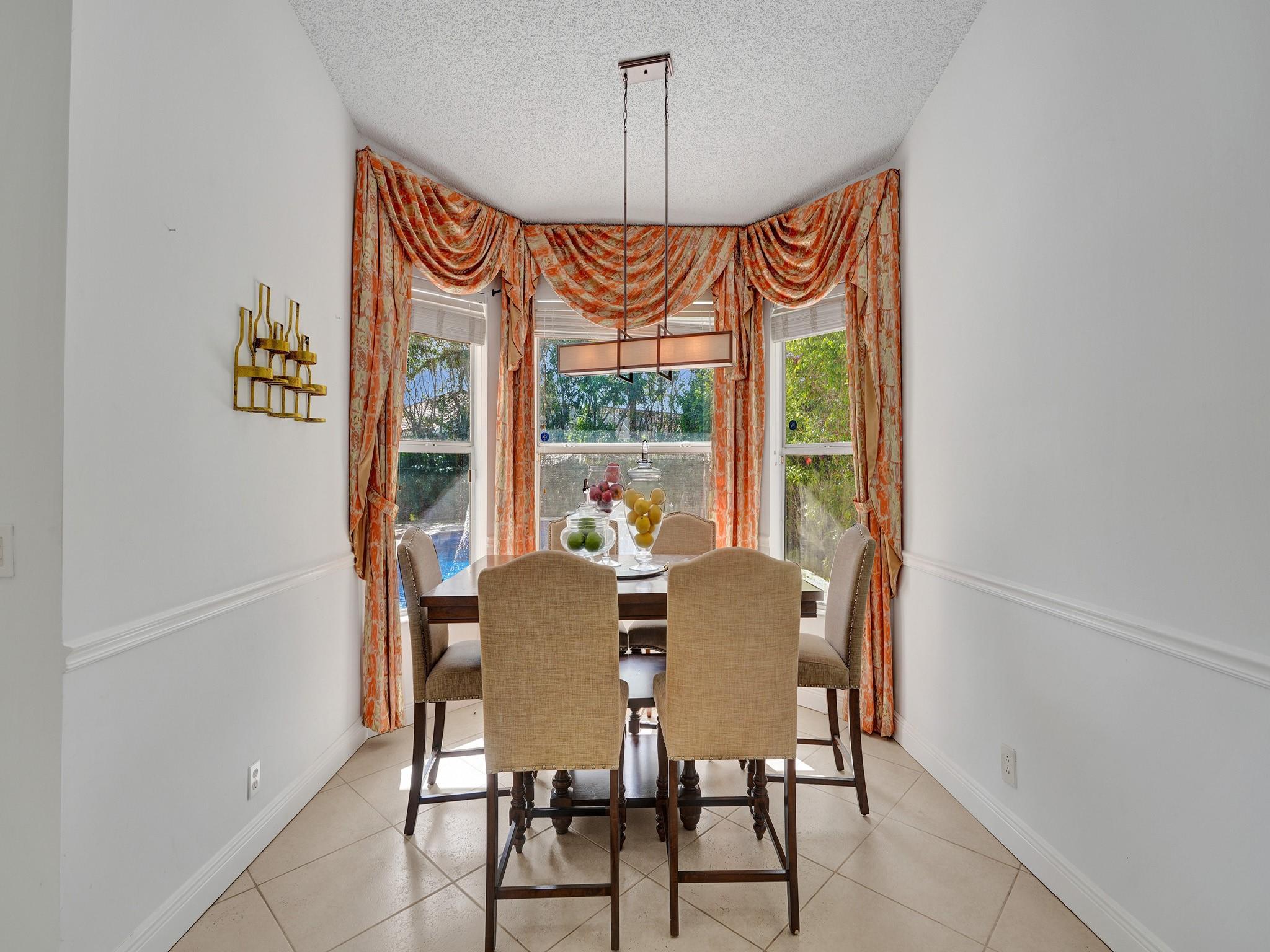 Parkwood Ix 153-28 B - Residential