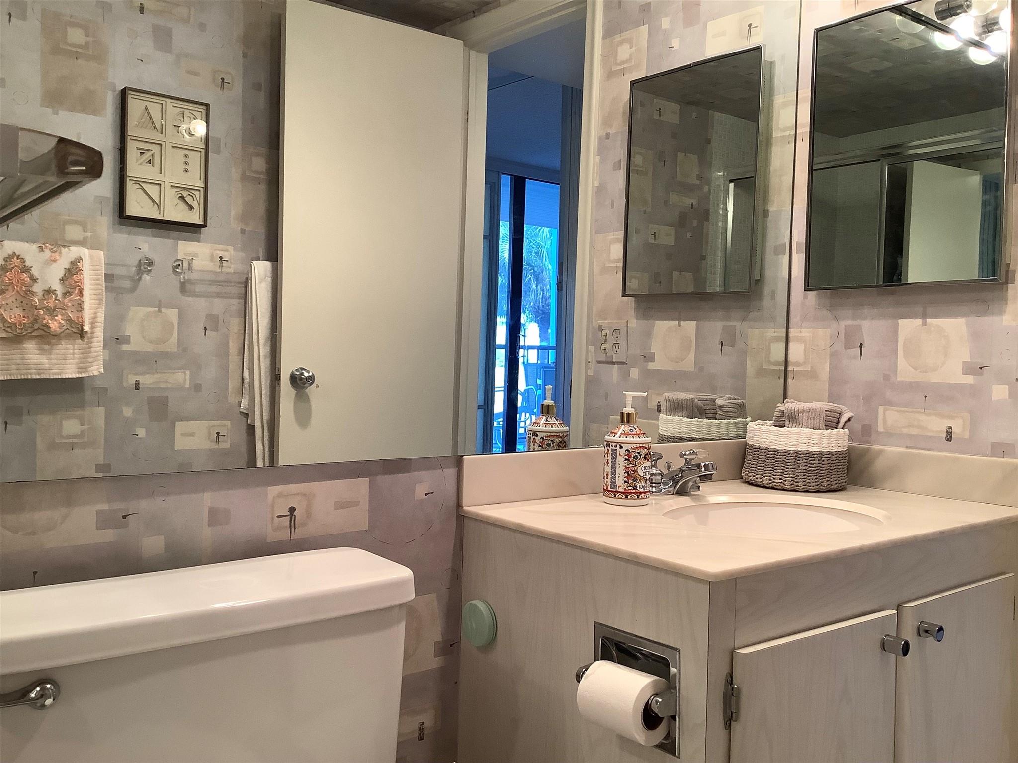 Fountains Palm Beach Cond - Residential Lease