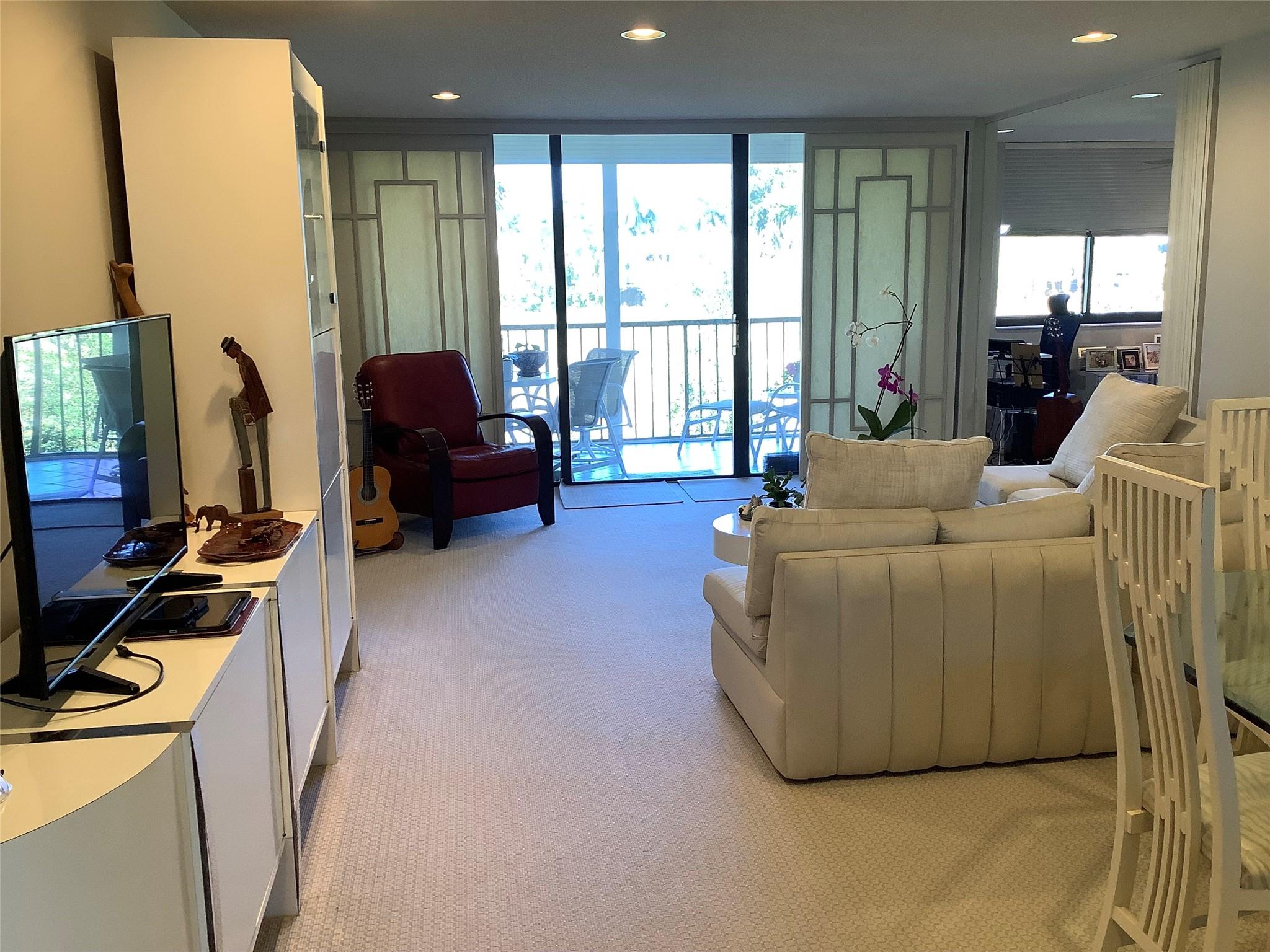 Fountains Palm Beach Cond - Residential Lease